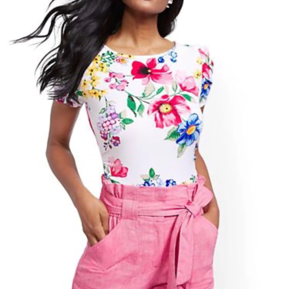 🦋 Floral Ruched Puff-Sleeve Top 🦋
